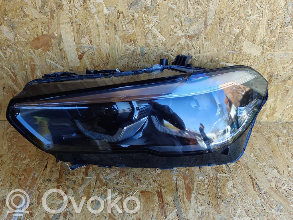 BMW X5 G05 Lampa przednia 