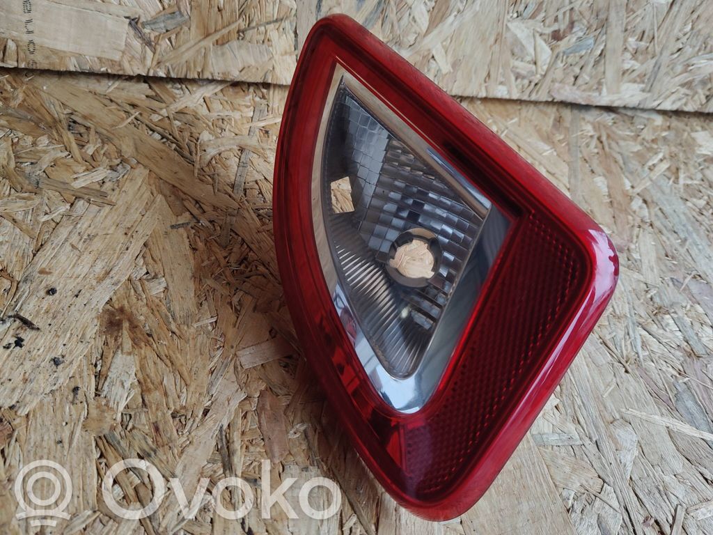 Renault Twingo II Lampă spate în capacul portbagajului 