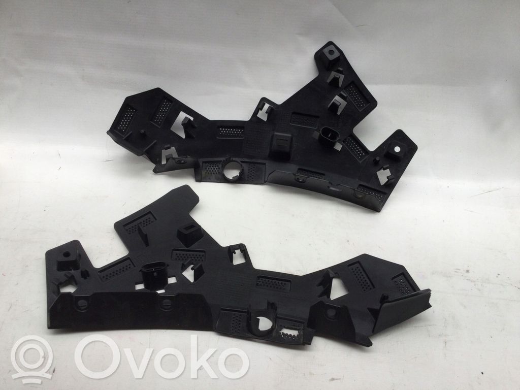 Volvo V60 Front bumper mounting bracket 