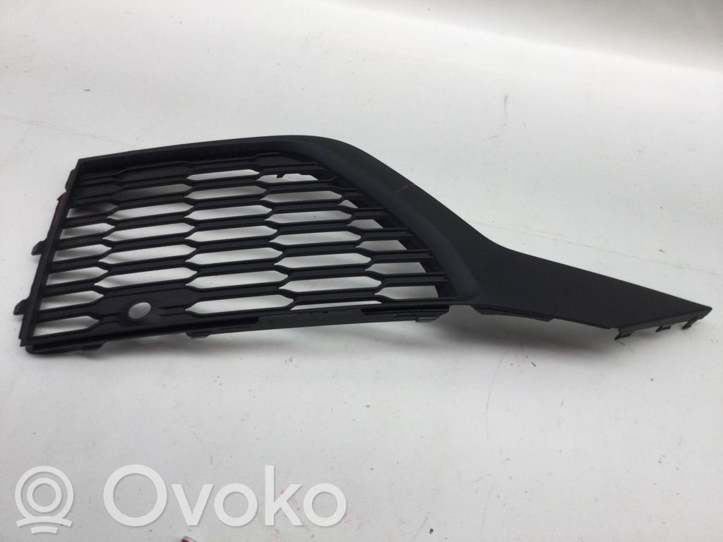 Audi Q7 4M Front bumper lower grill 