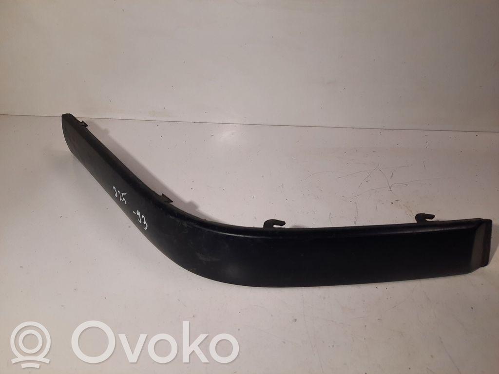BMW 3 E36 Listón embellecedor del parachoques delantero 
