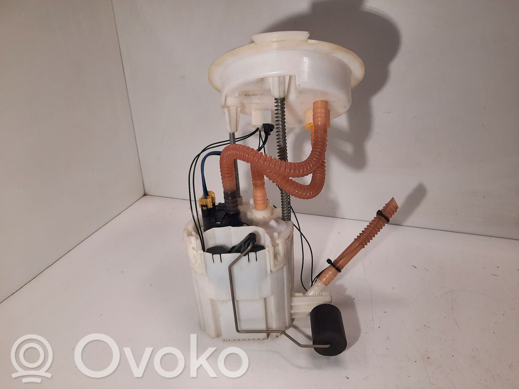 BMW 1 F20 F21 Pompe à carburant 