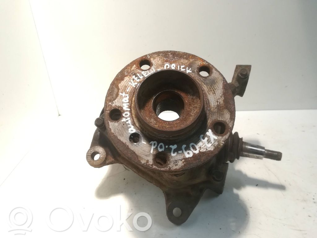 Front wheel hub