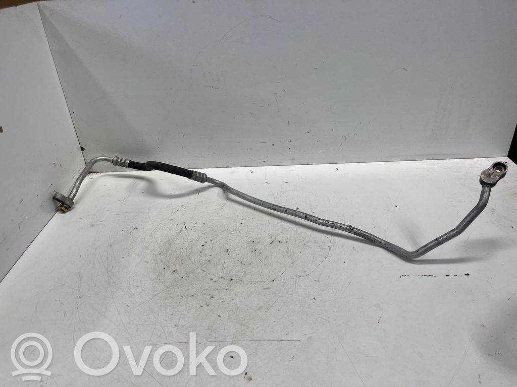 Ilmastointilaitteen putki (A/C)   692981003