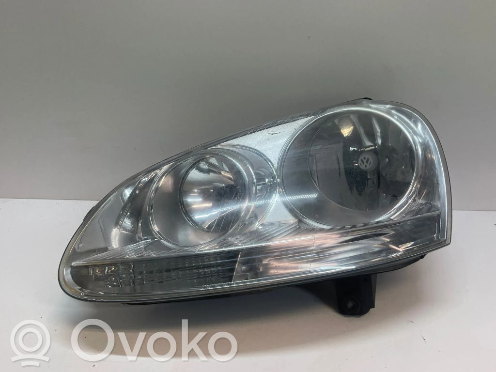 Volkswagen Golf V Lampa przednia 