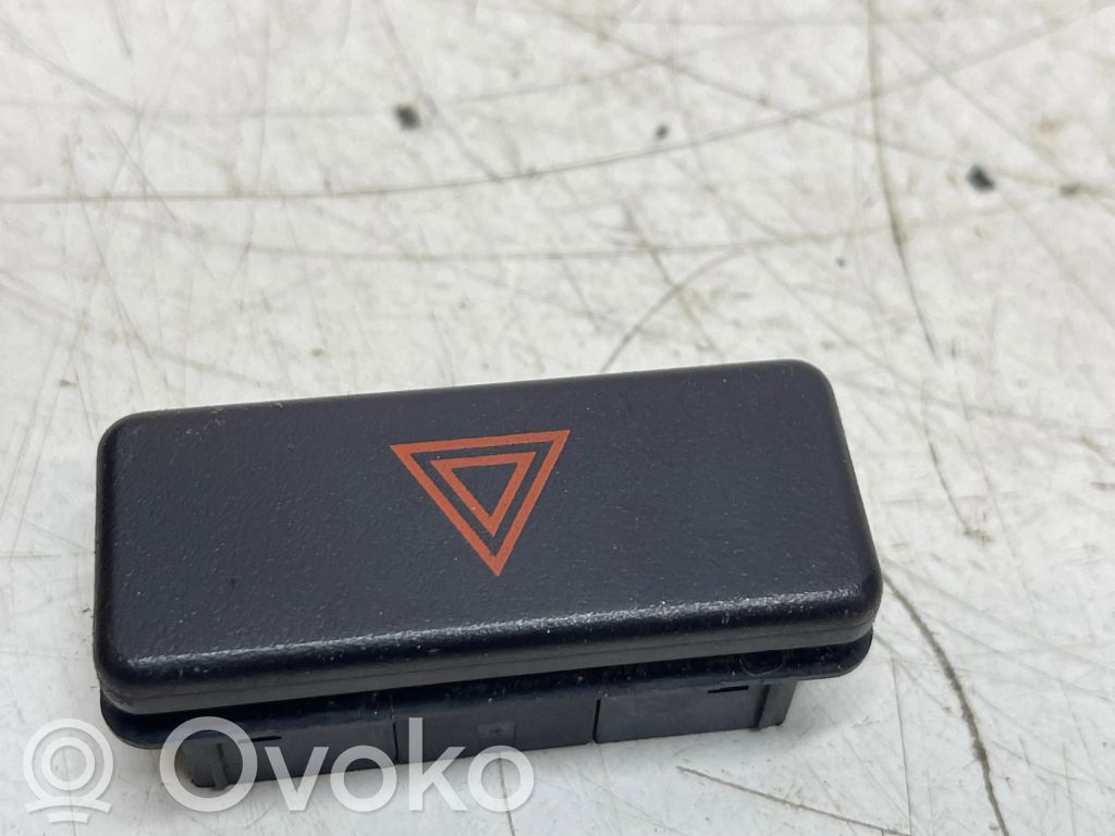 BMW 5 E34 Schalter Warnblinkanlage 