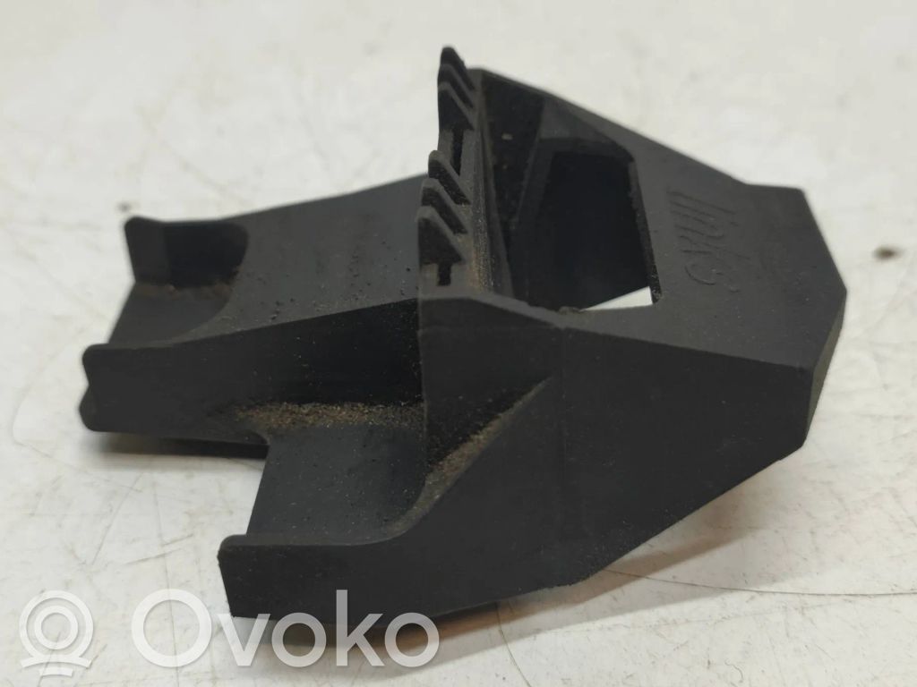 BMW 5 E39 Halterung Kühler 