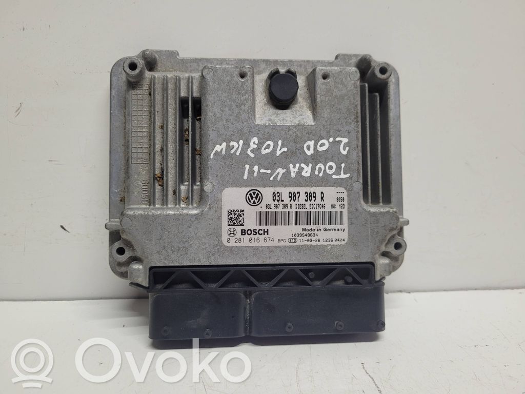 Volkswagen Touran II Engine control unit/module 