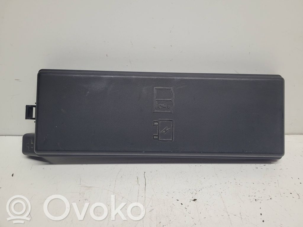 Land Rover Discovery 4 - LR4 Coperchio scatola dei fusibili 