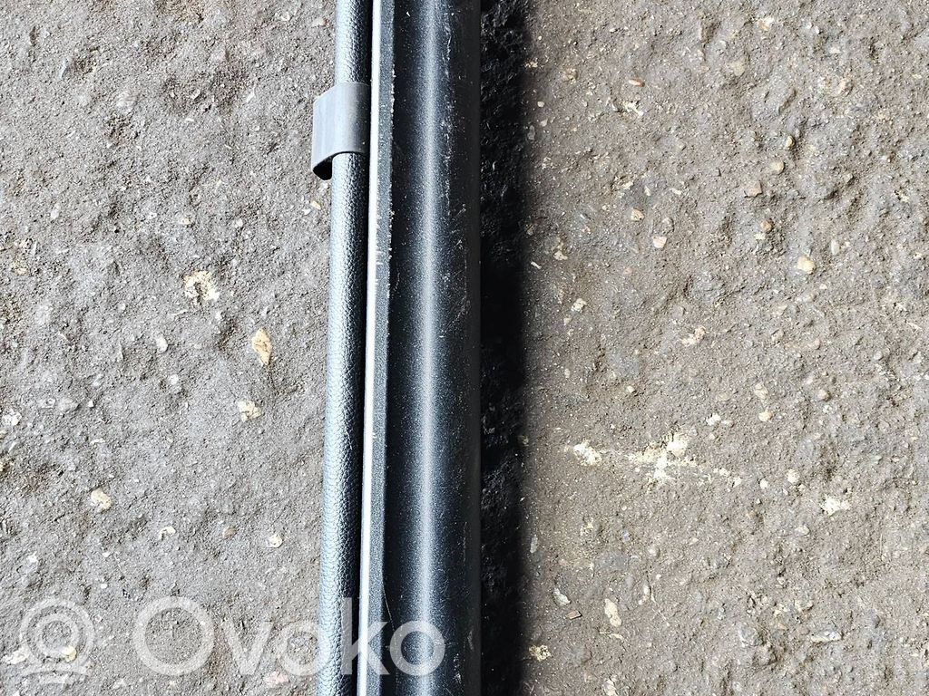Seat Leon (5F) Trunk separation 
