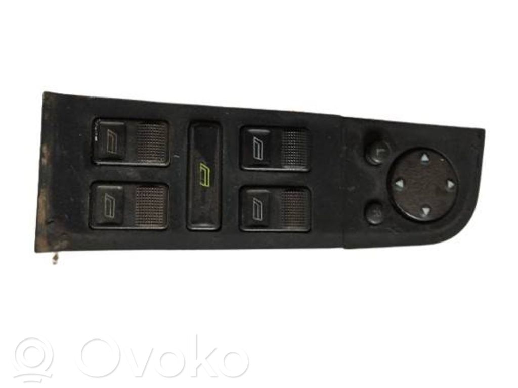 Audi 80 90 S2 B4 Electric window control switch 