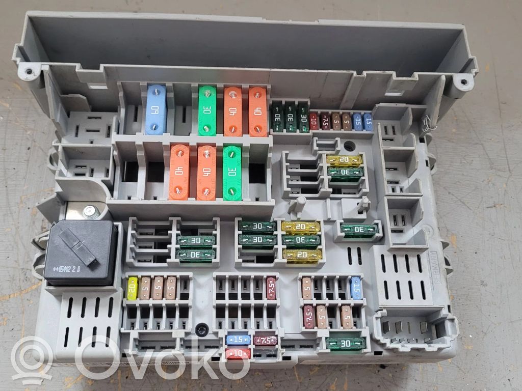 BMW 3 E90 E91 Fuse box set 
