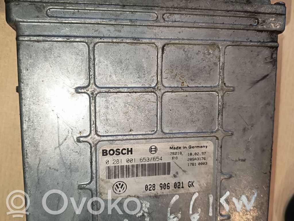 Volkswagen PASSAT B5 Engine control unit/module 