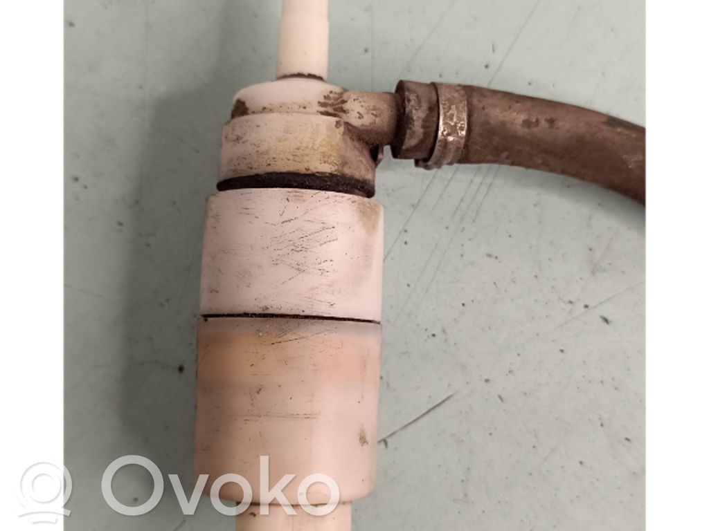 Chrysler 300M Windscreen/windshield washer pump 