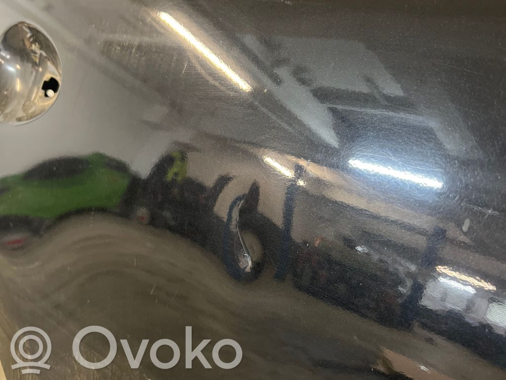 Rear door   CUMICDEFECT