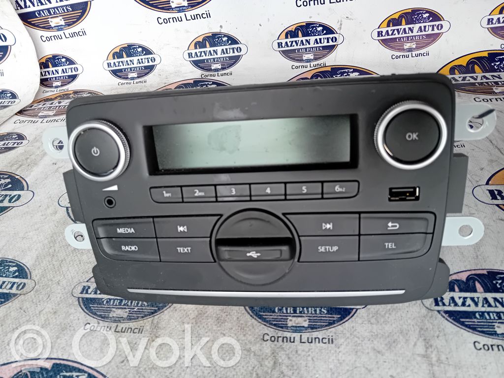 Navigation unit CD/DVD player   281152368R,281152368R