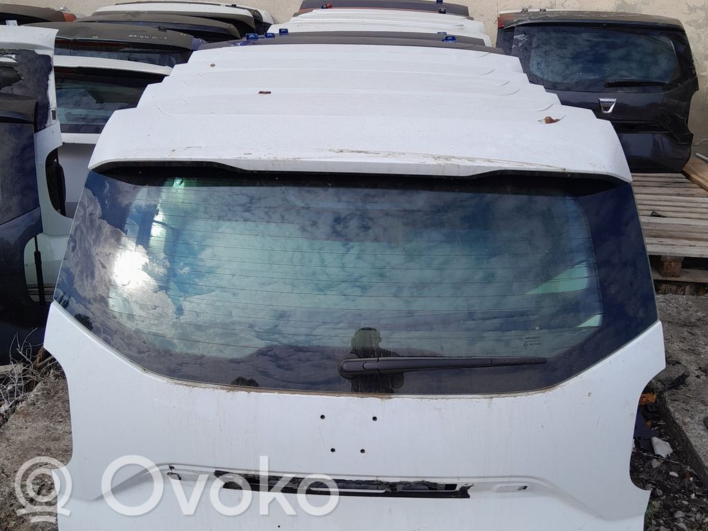 Dacia Duster Hayon/capotă portbagaj 