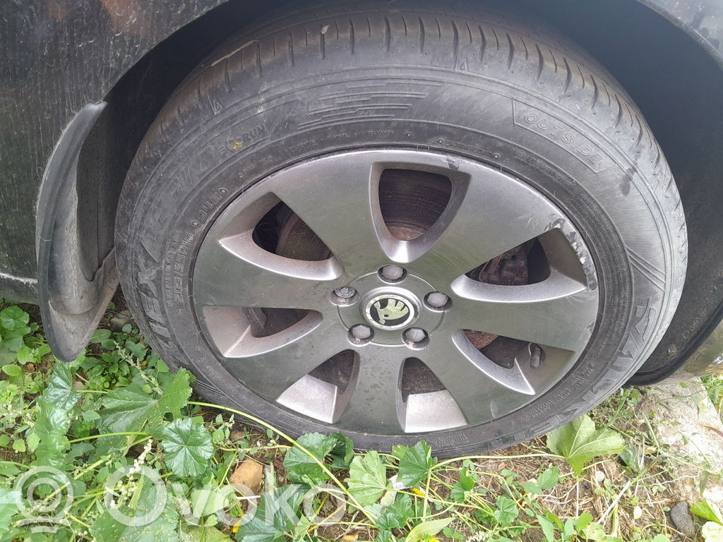Skoda Superb B6 (3T) R16 alloy rim 