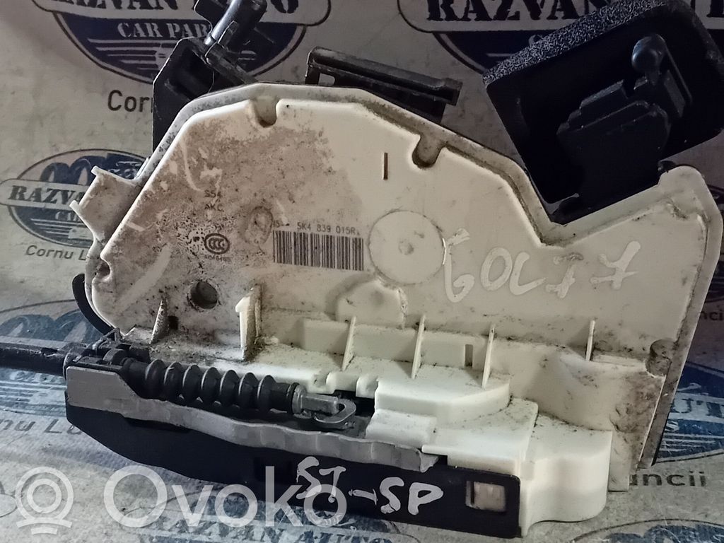 Volkswagen Golf VII Rear door lock 