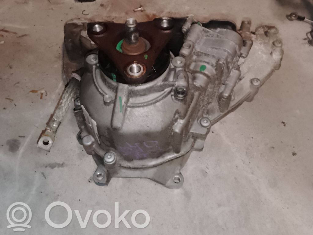 BMW iX3 G08 Pārnesumkārbas reduktors / razdatka 