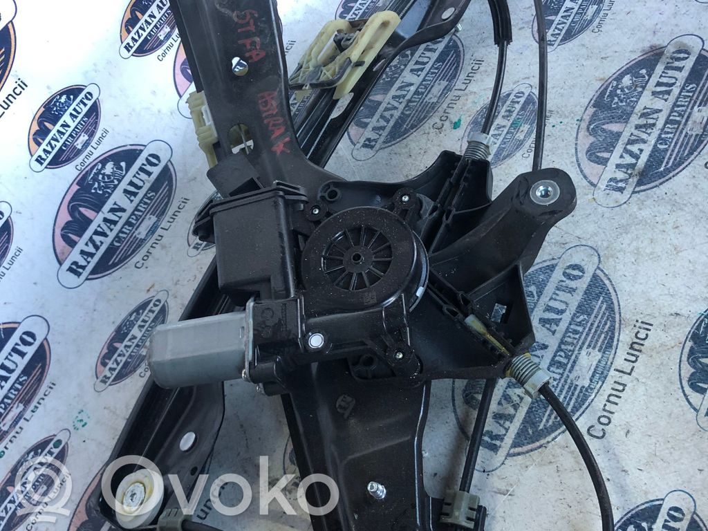 Opel Astra K Front door window regulator with motor 