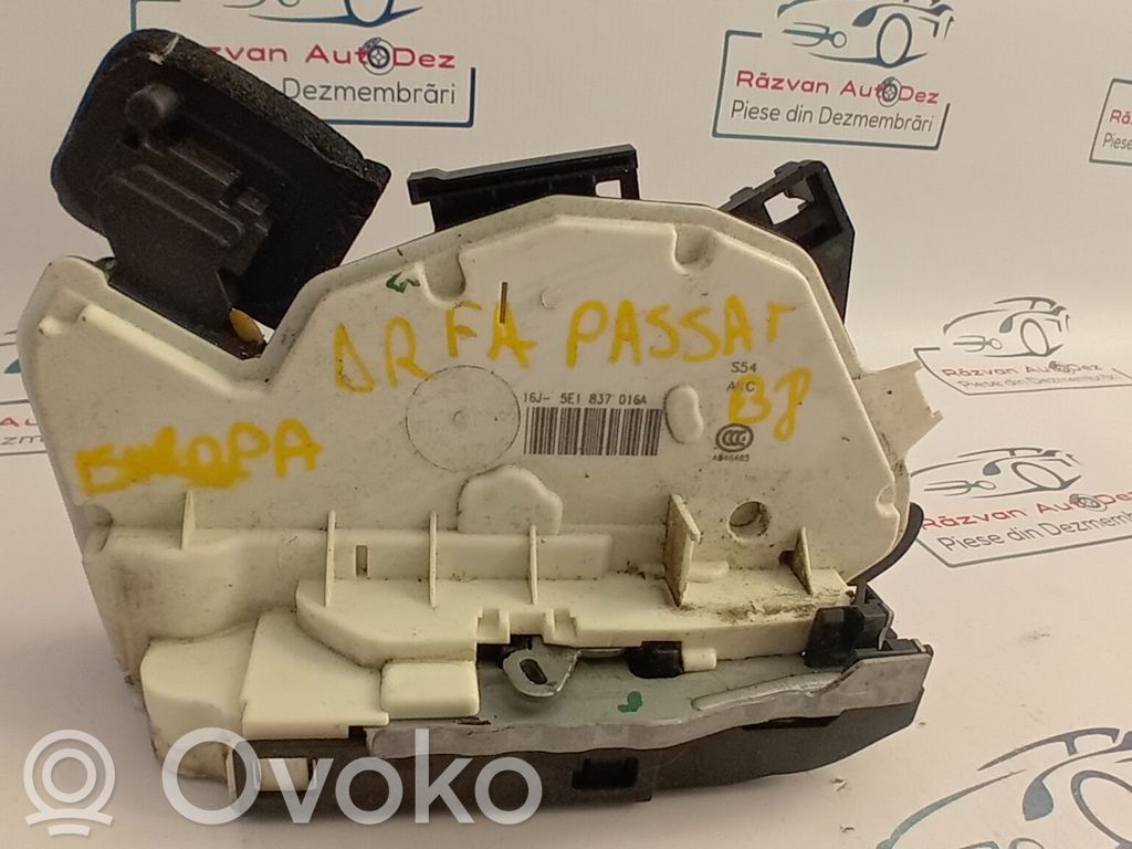 Volkswagen PASSAT B8 Etuoven lukko 