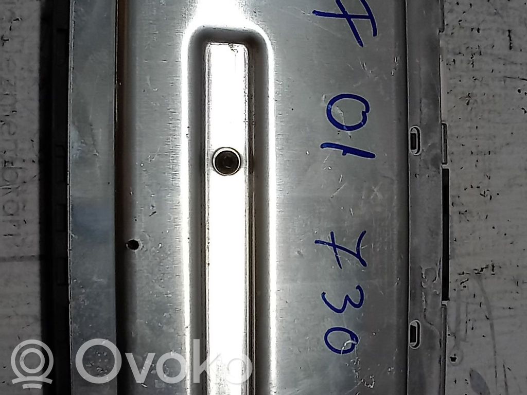 BMW 7 F01 F02 F03 F04 Komforta modulis 