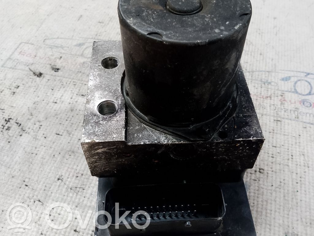 BMW 5 E12 ABS Pump 