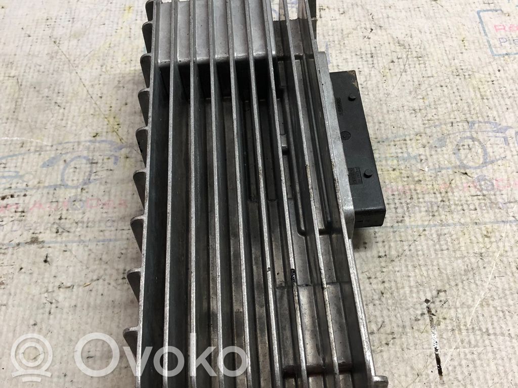 Audi A4 S4 B8 8K Skaņas pastiprinātājs 
