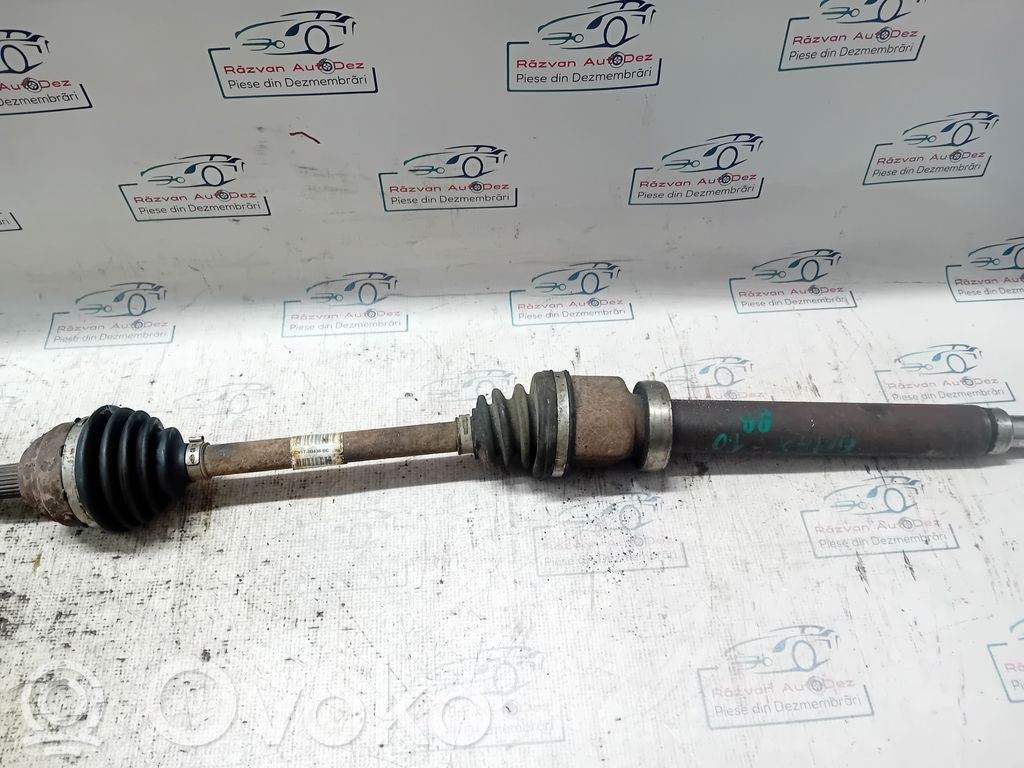 Priekinis pusašis   CV173B436BC,CV173B436BC