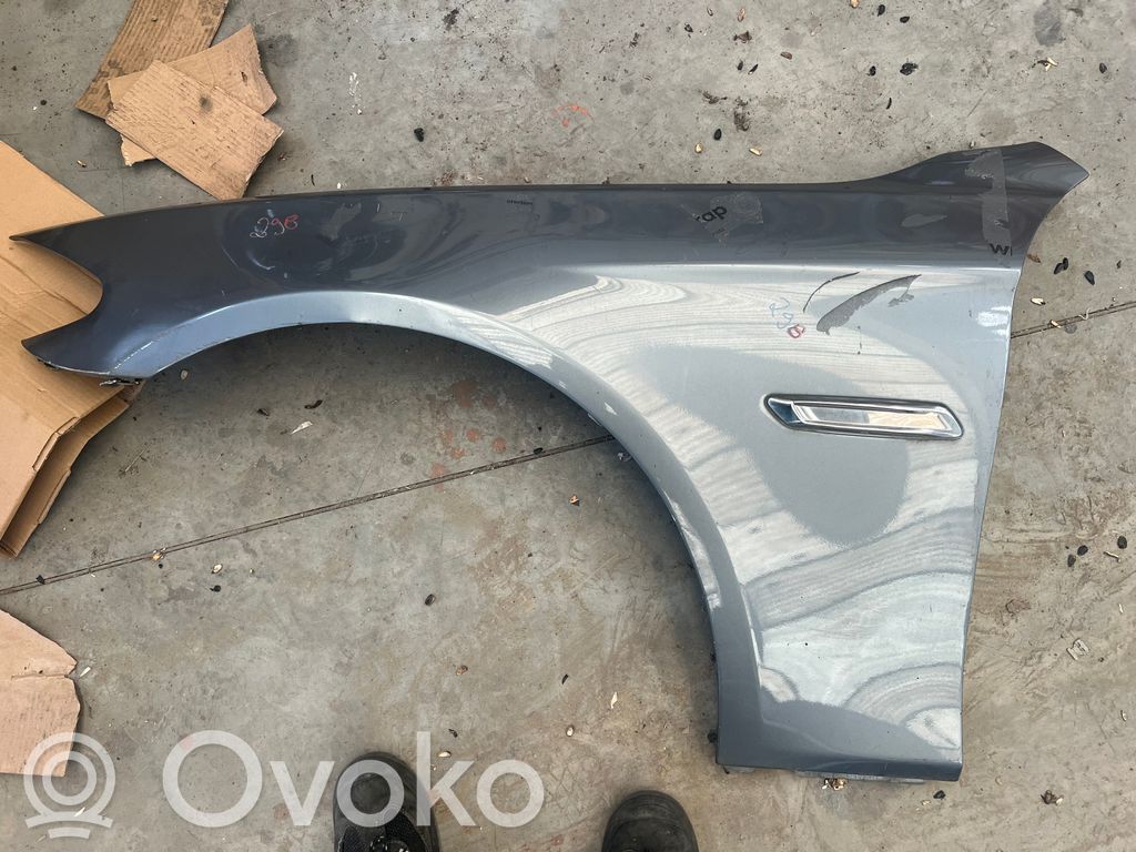 BMW 5 E12 Крыло 