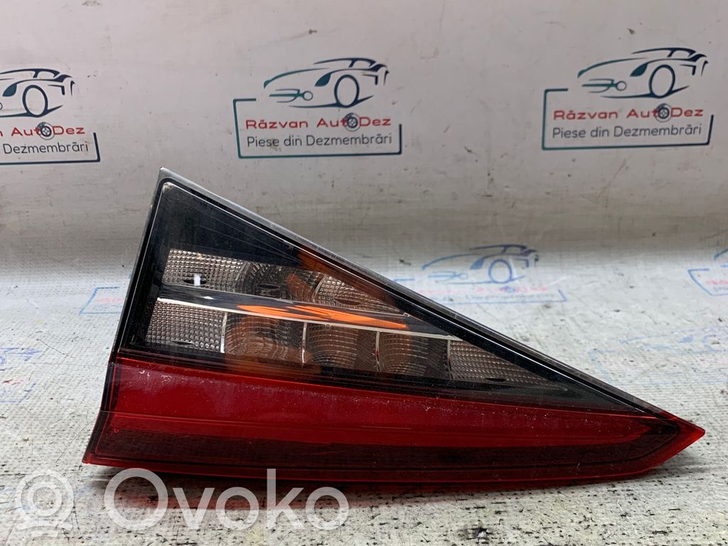 Skoda Kodiaq Lampy tylnej klapy bagażnika 