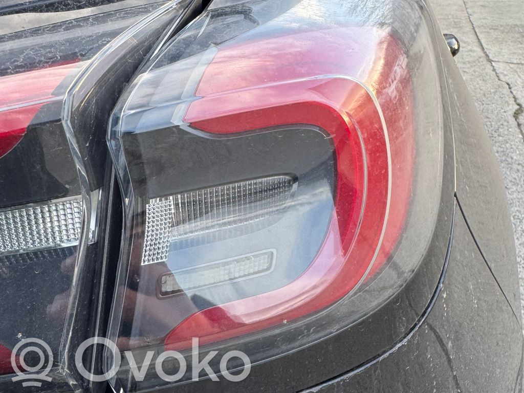 Rear/tail lights