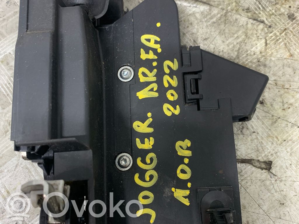 Dacia Jogger Zamek drzwi przednich 