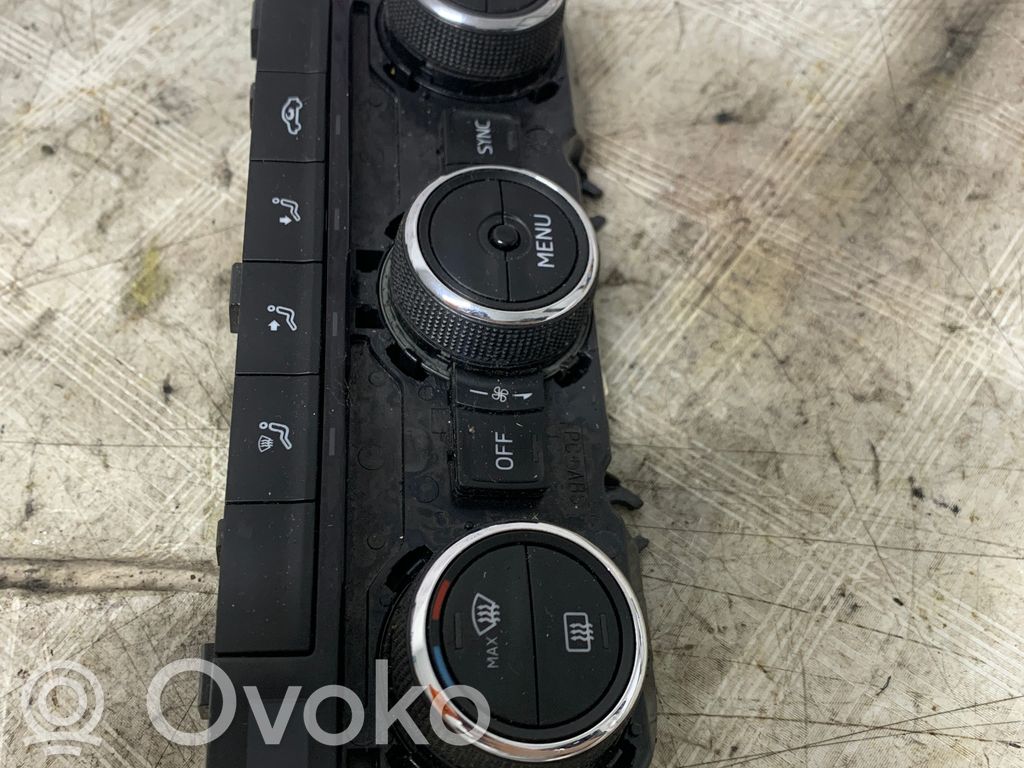 Skoda Octavia Mk3 (5E) Unitate control climatizare 