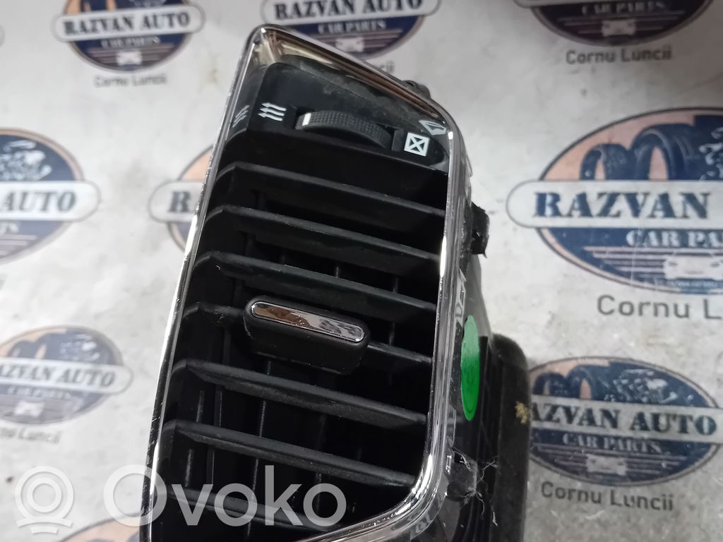 Chevrolet Captiva Dash center air vent grill 