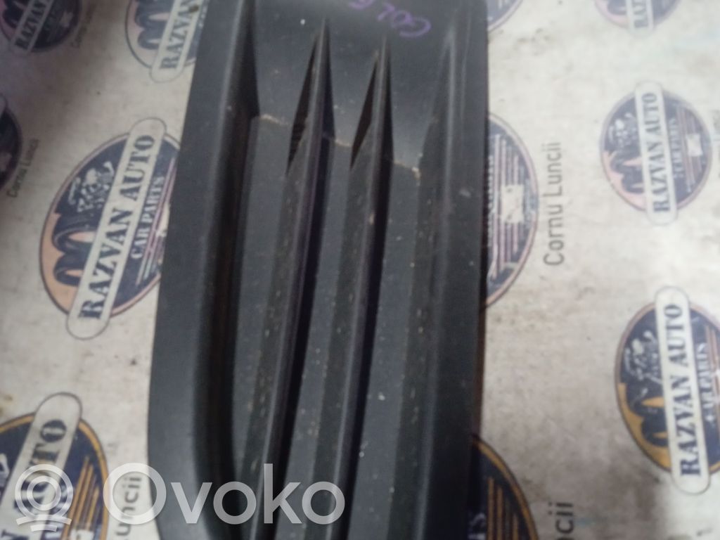 Volkswagen Golf VI Front fog light trim/grill 