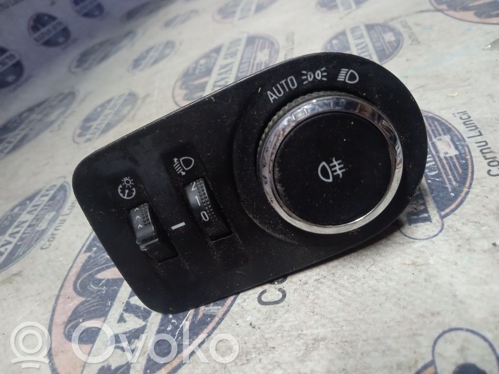Interruptor de luz   13493474,12753,13493474