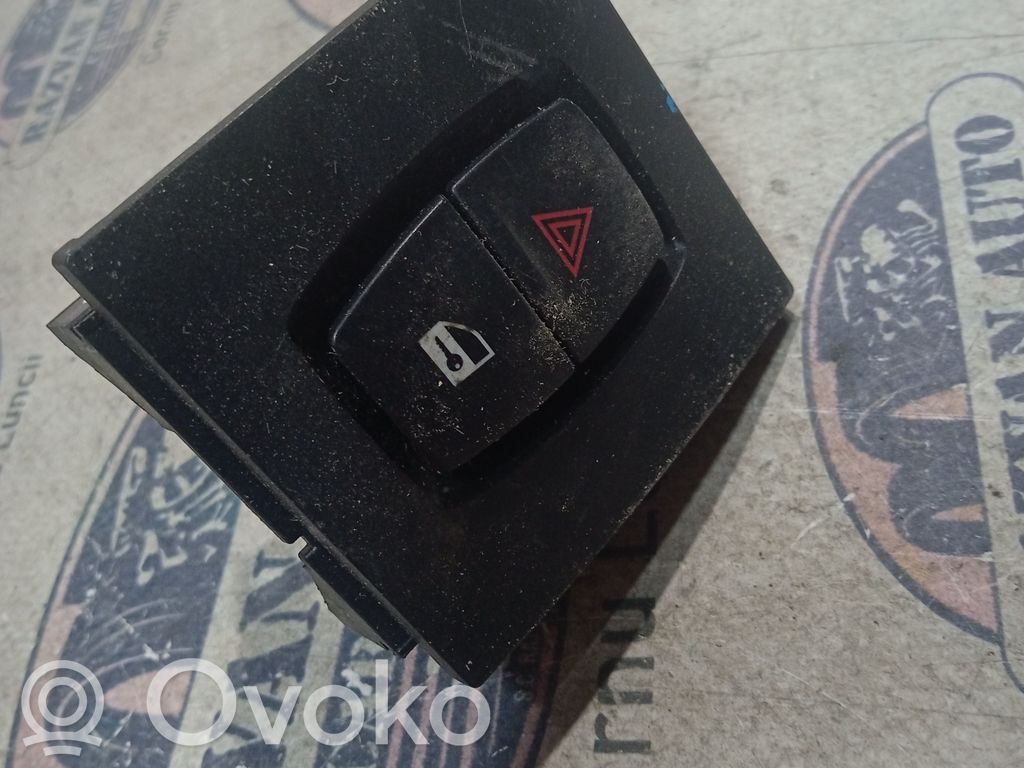 Hazard light switch   923178603,13024,923178603