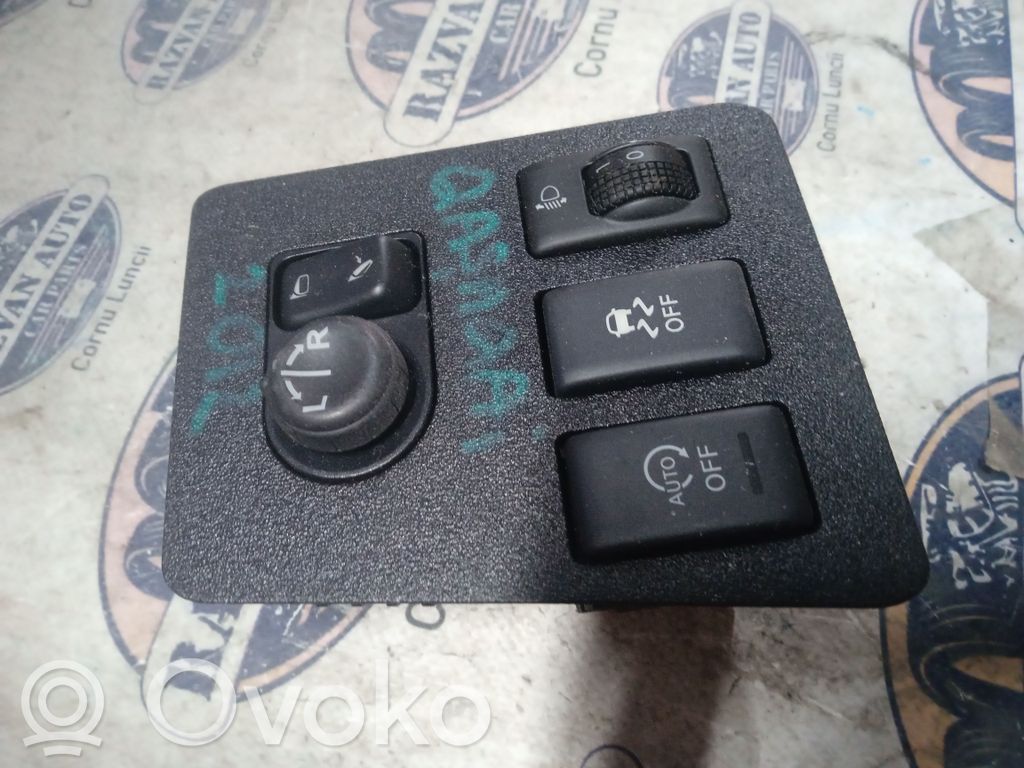 Nissan Qashqai Comutator oglinzi laterale 