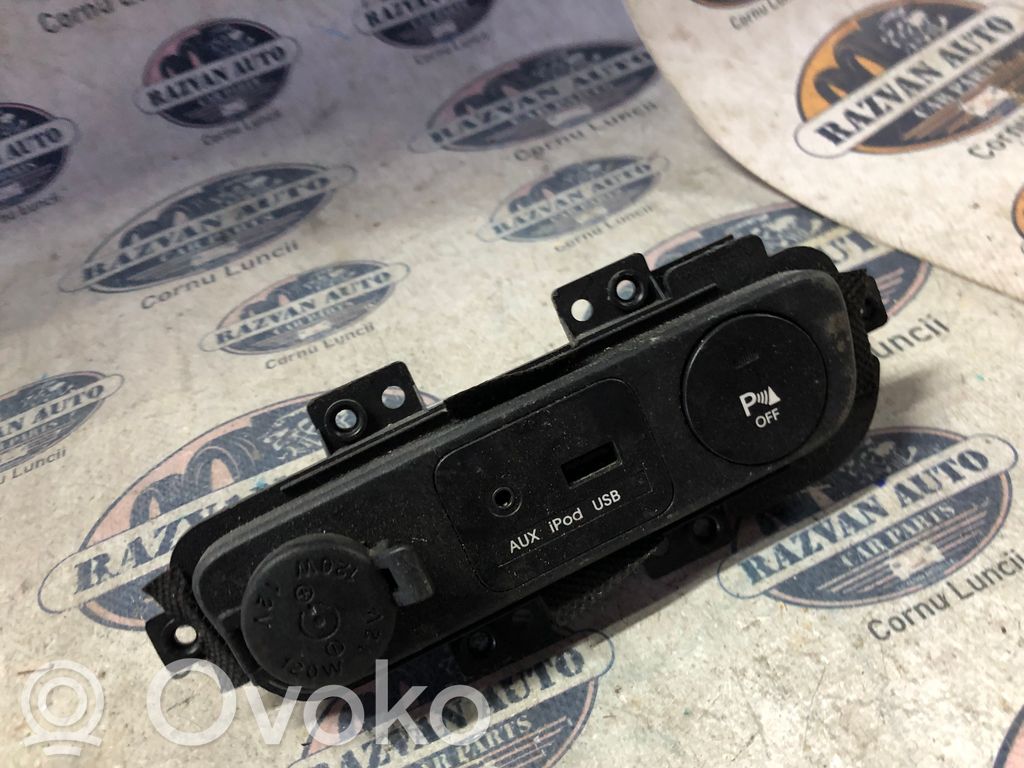 KIA Sportage USB savienotājs 