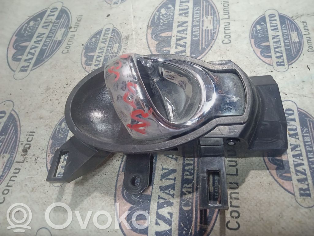 Nissan Juke I F15 Front door interior handle 