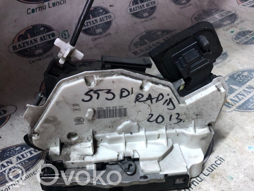 Skoda Rapid (120G, 130G, 135G) Rear door lock 
