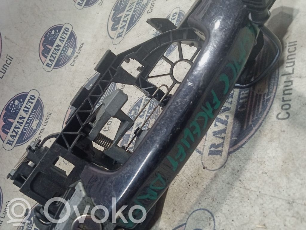 Volkswagen PASSAT CC Front door exterior handle 
