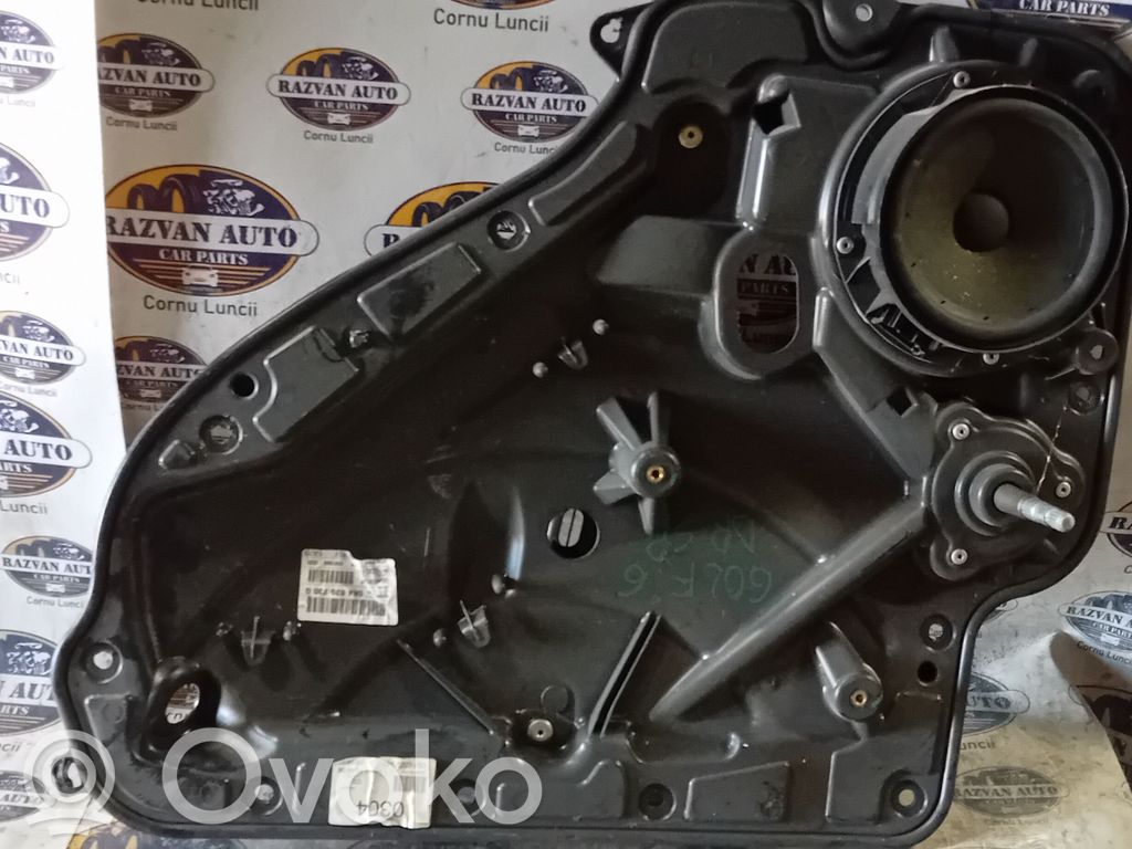 Volkswagen Golf VI Elektryczny podnośnik szyby drzwi tylnych 
