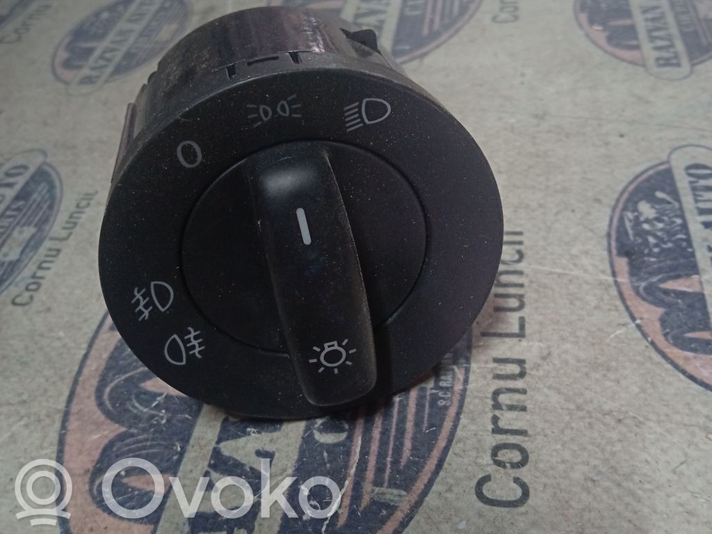 Volkswagen Jetta I Comutator lumini 