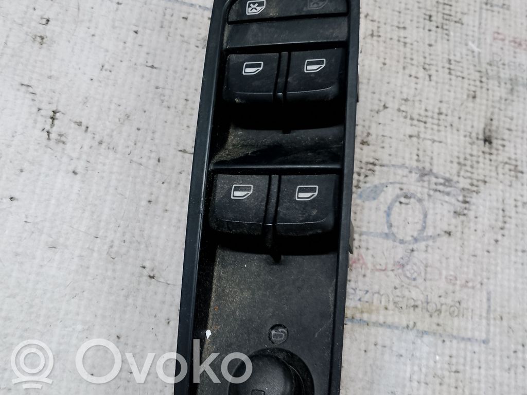 Audi A1 Interruttore di controllo dell’alzacristalli elettrico 