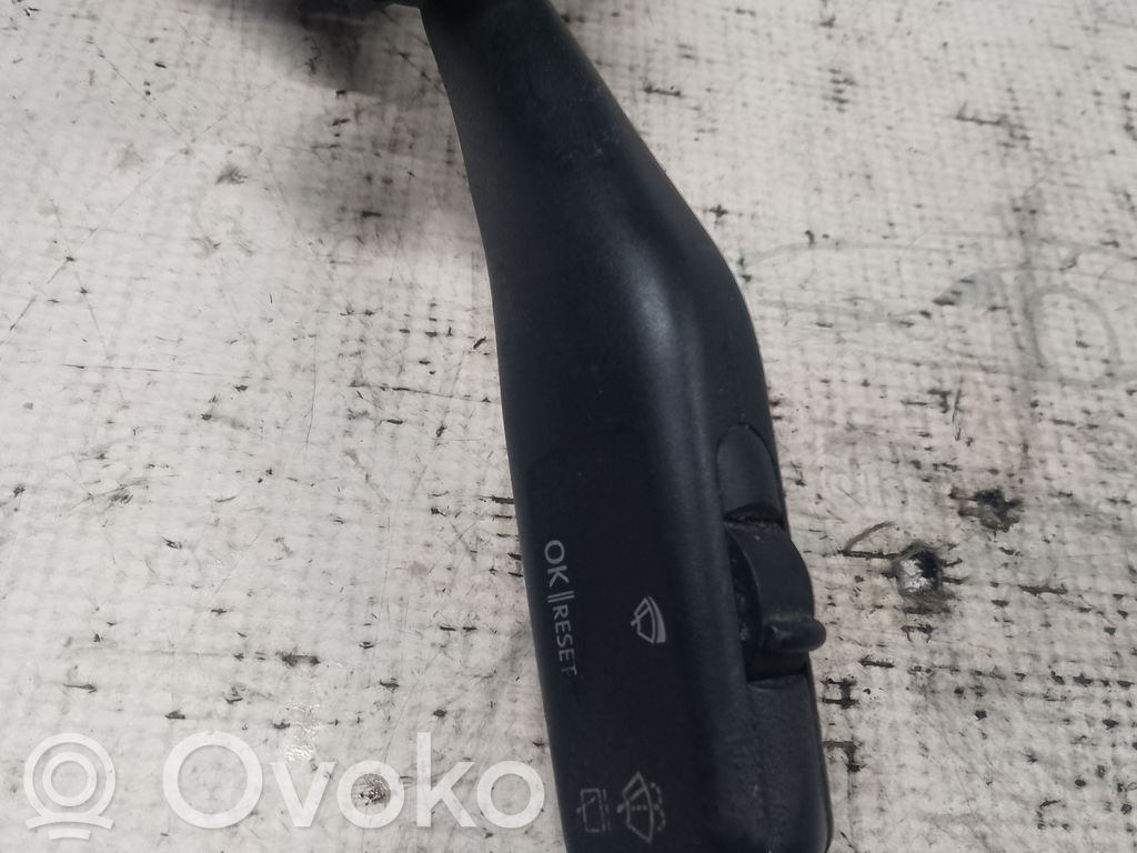 Volkswagen Golf V Manetka / Przełącznik wycieraczek 