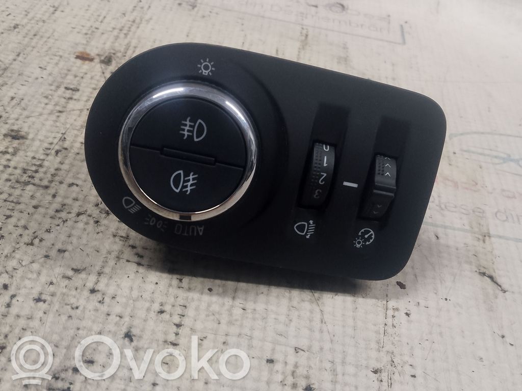 Opel Crossland X Interruptor de luz 