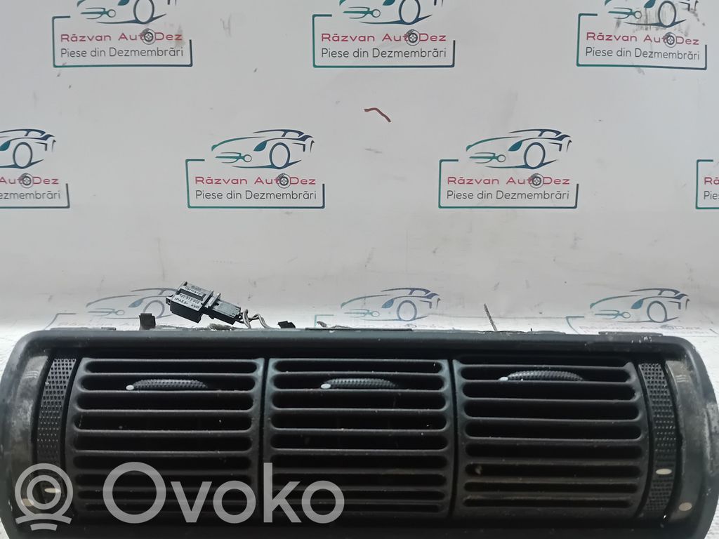 Ford Galaxy Dysze / Kratki środkowego nawiewu deski rozdzielczej 